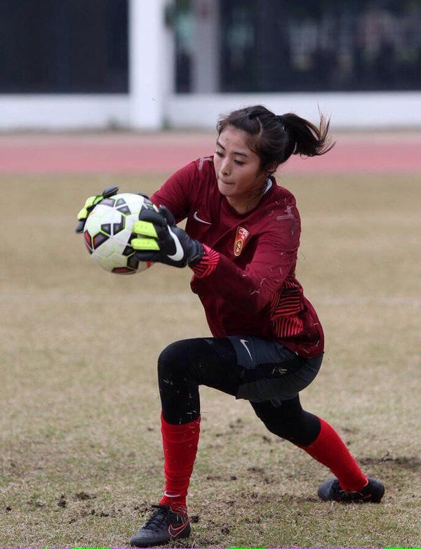 スーパモデル並みの美貌の中国女性サッカー選手 国際結婚 中国お見合いステーションブログ